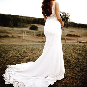 Wedding dress